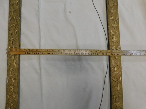 ANTIQUE Ornate Carved VICTORIAN Gold GILT Wood Picture Frame 30.25" X 18.25" - Picture 10 of 13