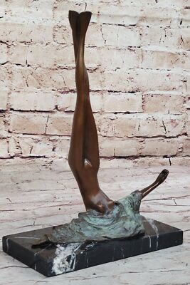 Mario Nicks Signierte Abstrakte Moderne Kunst Nackte Frauenfigur Heiße Gussfigur