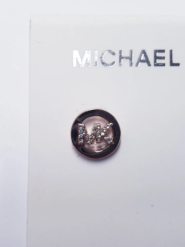 Pendientes de cristal de latón oro rosa con logotipo MICHAEL KORS MK Foto 2 de 4