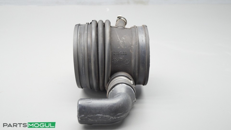 2004-2013 Maserati Quattroporte M139 Air Intake Duct Pipe Hose 215889 OEM