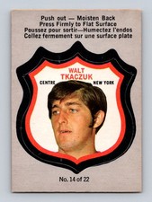 1972-73 O-Pee-Chee #14 Walt Tkaczuk Player-Crests