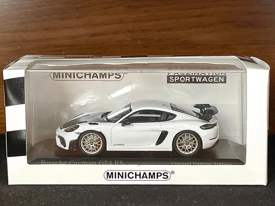 1/43 Minichamps Porsche 718 Cayman GT4 RS White - Image 4 of 4