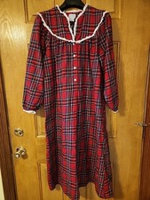 Lanz of Salzburg Red Tartan Plaid Flannel Nightgown Small Cozy Cottage Granny