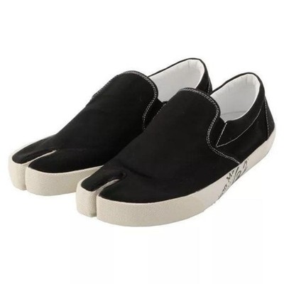 Maison Margiela Tabi Split Toe Slip-On Sneakers Black Canvas Men's Japan Italy