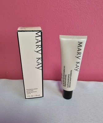 Mary Kay Foundation Primer Sunscreen Broad Spectrum SPF 15 - NEW IN BOX