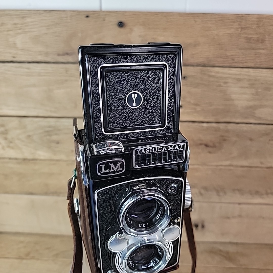 LM Yashica-Mat Copal MXV Camera 80mm Twin Lens W Leather Case