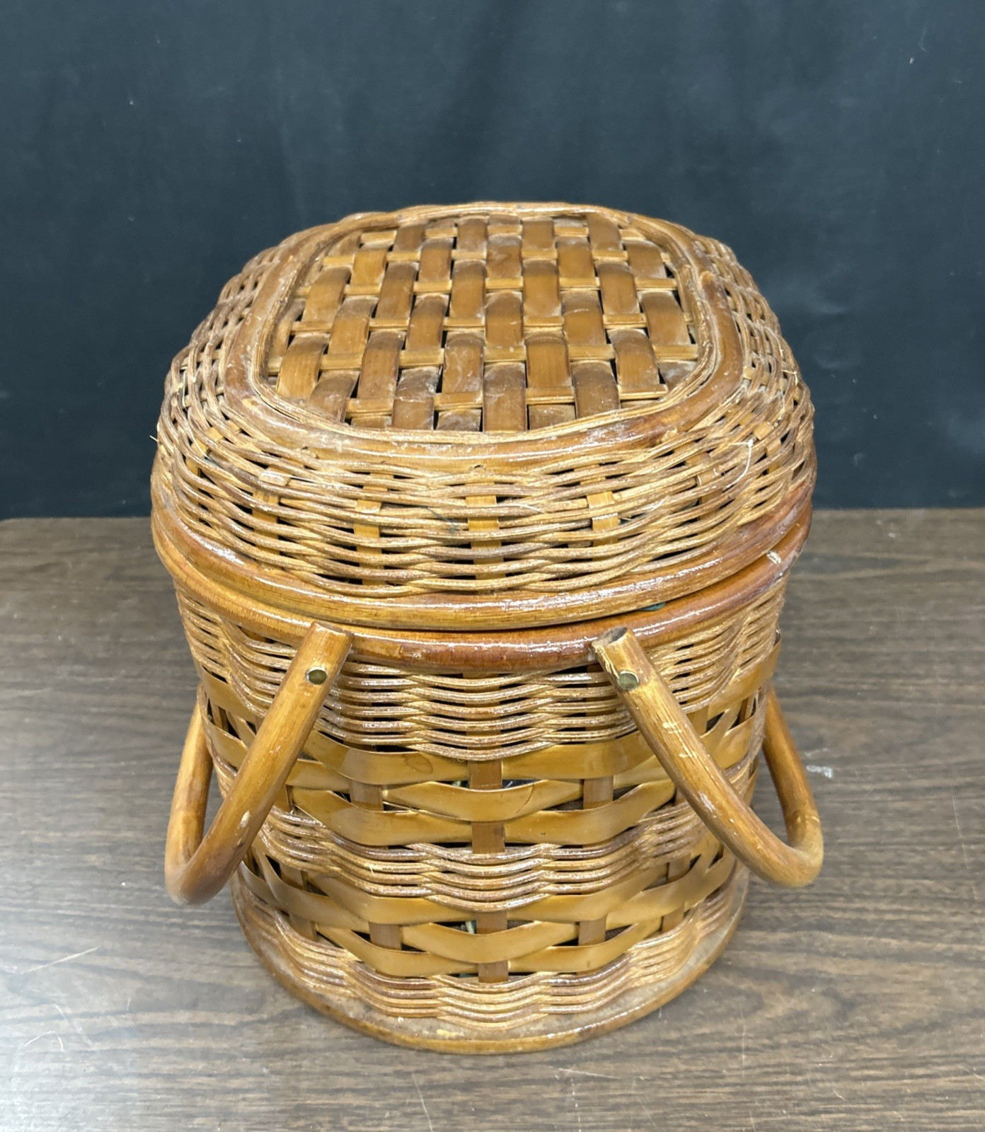 Picnic Time Merlot Deluxe Picnic Basket