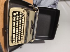 Vintage Smith Corona Typewriter w/Locking Case Portable BLACK CASE CLEAN thumbnail