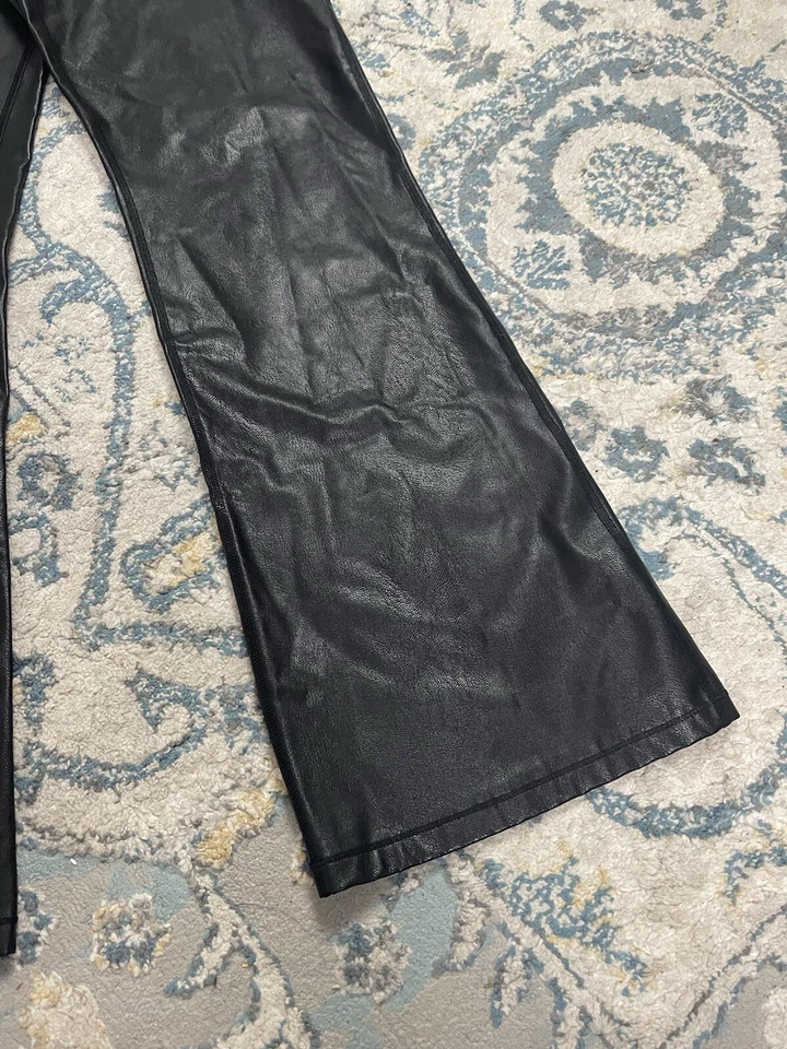 Leggings Aeropostale imitación cuero talla grande tiro alto estilo Foto 3 de 4