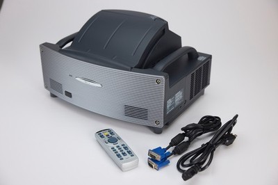 NEC WT610 DLP PROJECTOR ULTRA SHORT-THROW 2000 ANSI HD 1080i TESTED WORKING