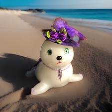 White seal figurine