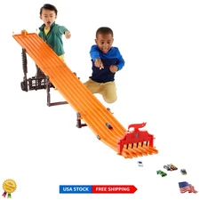 Exciting 6-Car Super Raceway Set with Realistic Lights and Sounds - Kids' Gift