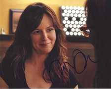 ACTRESS ROSEMARIE DEWITT SIGNED STANDOFF 8X10 INCH PHOTO A W/COA POLTERGEIST