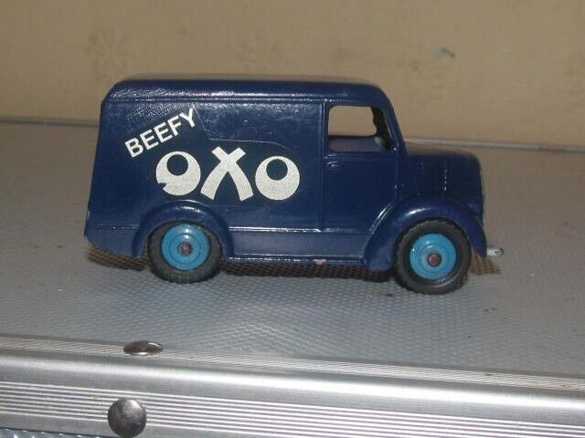Vintage Dinky 453 Trojan Van 'Oxo - Beefy' Rare Violet Blue Excellent Original
