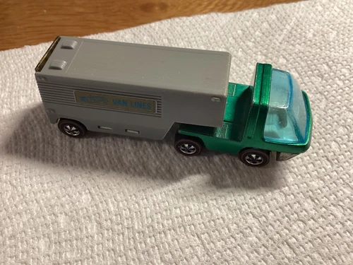 VINTAGE HOT WHEELS 1970 ( MOVING VAN   )