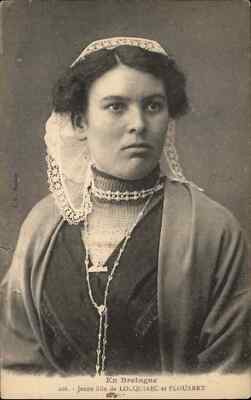 Lace Hair Piece French Woman Costums Costumes Locquirec et Plouaret c1910 PC