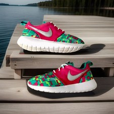 NIKE ROSHE RUN DIGITAL PRINT Vivid-Pink/Hyper-Jade/White GS  YOUTH SIZE 3Y  