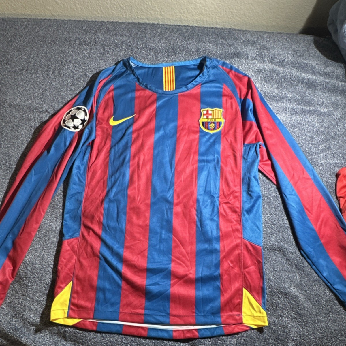 Nike FC Barcelona Ronaldinho #10 Soccer Jersey Champions League