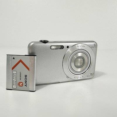 Sony Digital Camera Cybershot DSC-W710 16.1MP Silver Tested Battery & Charger ++