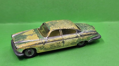 #ad Vintage Husky Models JAGUAR MK 10 Sedan Diecast Made in Britain Chrome Car 1 64 $9.99