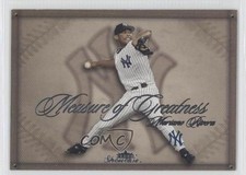 2005 Fleer Showcase Measure of Greatness Mariano Rivera #16MG HOF 0g5