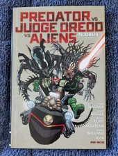 Predator vs Judge Dredd vs Aliens Hardback Graphic Novel Dark Horse