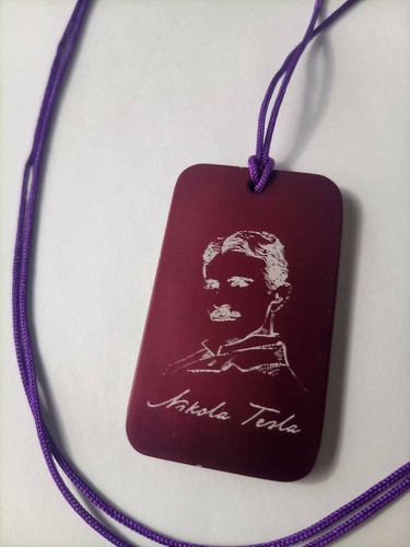 Nikola Tesla Purple plate necklace 5 X 3 cm Original - Picture 6 of 11