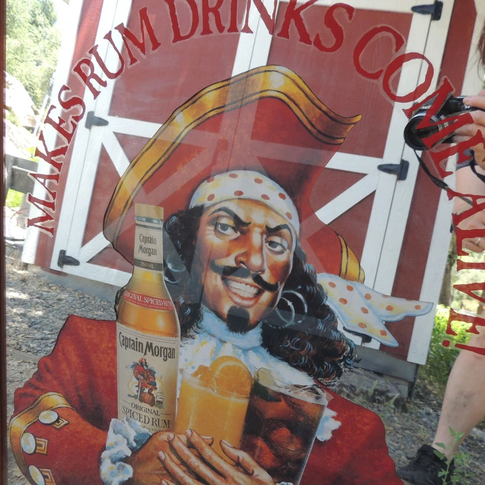 Letrero de barra de ron especiado original Captain Morgan grande vintage espejo cuerda náutica Foto 2 de 4