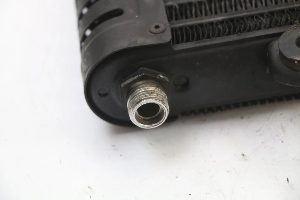 OIL RADIATOR - KAWASAKI ZR7 ZR-7 S 750 ( 1999 - 2004) - Imagem 4 de 4