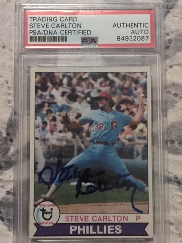 STEVE CARLTON Phillies Signed 1979 Topps Baseball Card #25 PSA Authentic Auto