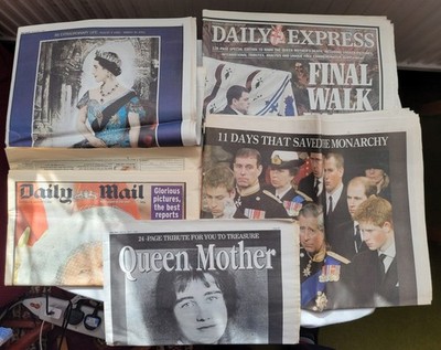 HRH The Queen Mother Gedenkzeitungen x FÜNF (2002)