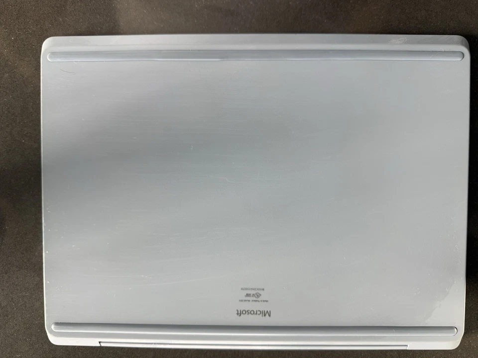 Microsoft Surface Laptop Go 2013 2 12.4 8GB 128GB SSD Intel Core I5 11ª Generación Foto 4 de 4