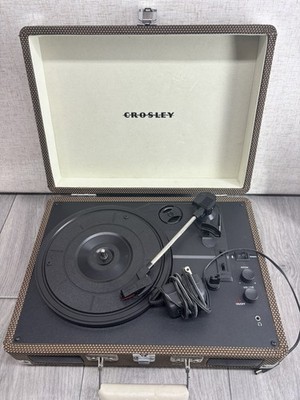 Crosley Cruiser Deluxe Bluetooth Portable Suitcase Record Player CR8005D-TW VVG