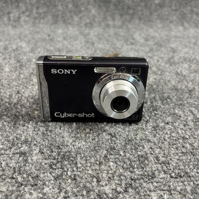 Sony Digital Camera Cybershot DSC-W80 7.2MP With Charger, Battery, SD Card-works