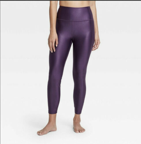 Shiny Workout Leggings Purple Size 