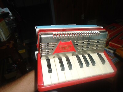 emenee accordion