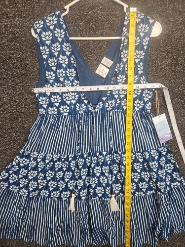 Vestido Goa Beechwear Cubre Borlas Azul Floral Para Mujer XS NUEVO CON ETIQUETAS - Imagen 4 de 6