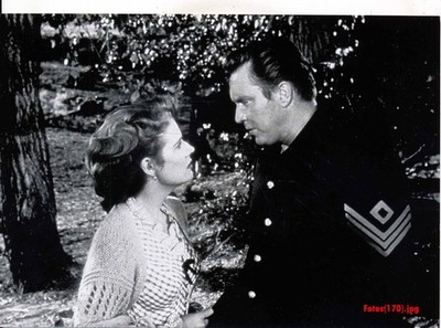 Am Marterphal der Sioux - Polly Bergen - 2 Pressefotos - 13x18cm (3567)