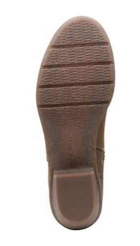 Women’s Leather clarks Brown Bootie Size 7 NWOT - Picture 4 of 4