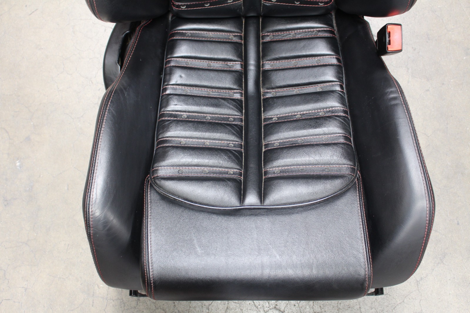 Ferrari 360 FRONT+RIGHT Seat P/N 65935900