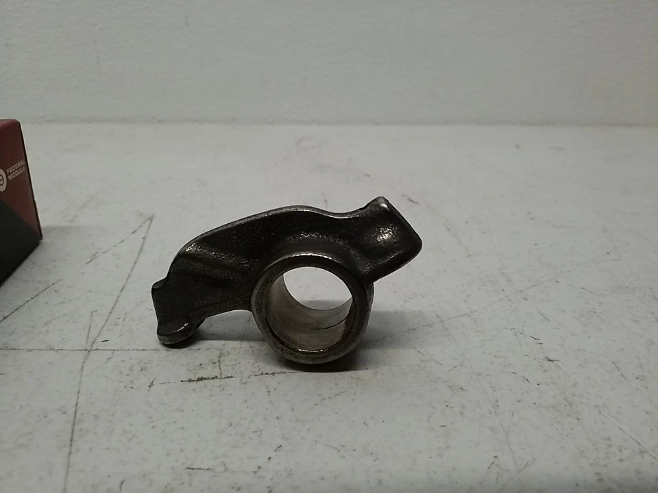 Sealed Power R814 Rocker Arm – Durable Precision Engine Valve Control - Image 2 of 4