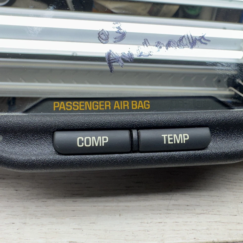 03-09 Espejo retrovisor Chevy Silverado Sierra brújula temperatura atenuación automática 15176974 Foto 2 de 4