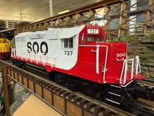 Lionel 2533955 - Legacy - GP35 Diesel Locomotive "SOO Line" 727 - Custom Run