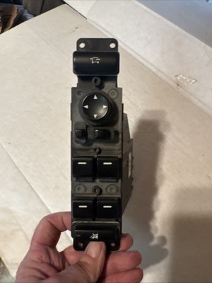 2004 Range Rover Master Window Switch OEM  6937480 YUD000292PVA