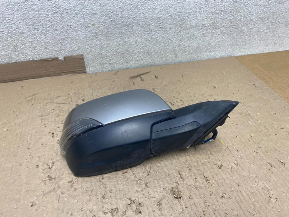 2010-2014 Subaru Legacy Outback Right Passenger Turn Sgn Door Mirror U2517 DG - Image 4 of 4