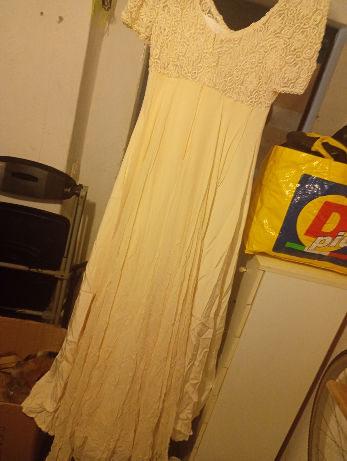 FASHION Abito da sposa avorio in pizzo scollo a V manica corta taglia S