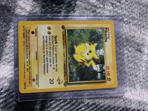 Pokémon TCG Pikachu Jungle 60/64 1st Edition Common world edition