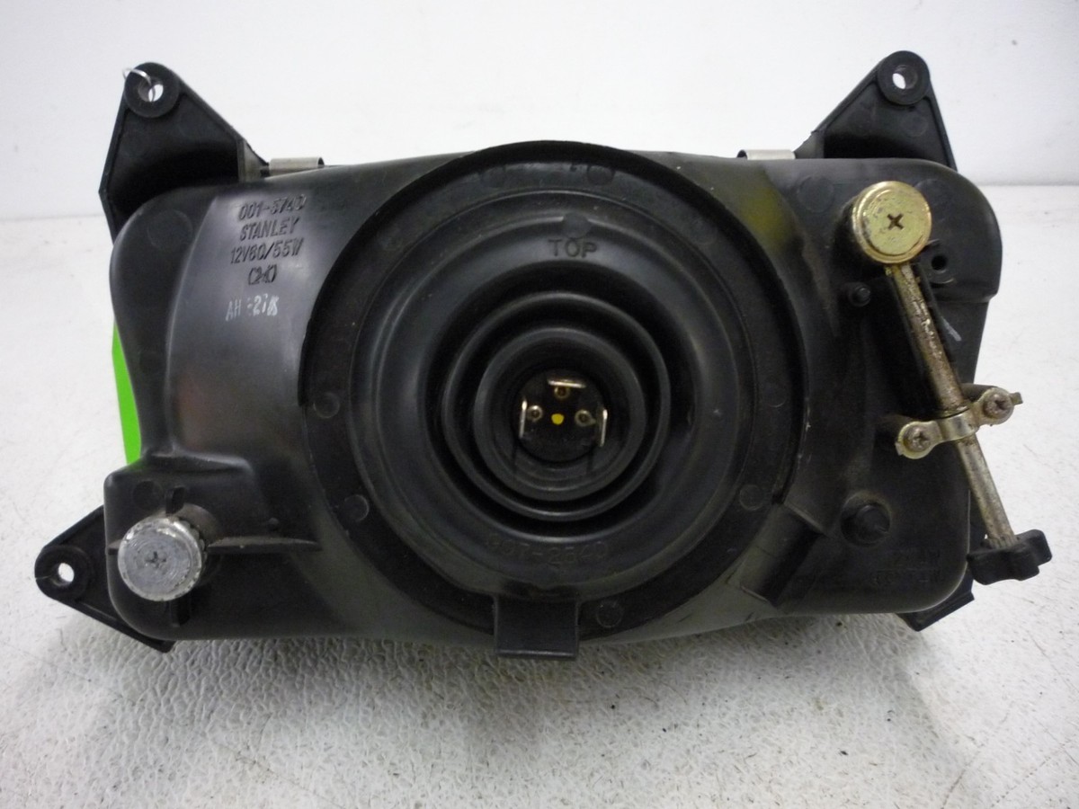 KAWASAKI ZX 600 D 90-93 ZX600D HEAD LAMP HEADLIGHT LIGHT OEM 23007