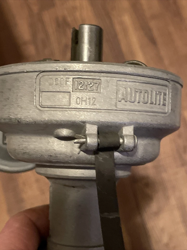 Ford Mustang Torino 1970-1971 D0OF 12127 Y 429 Super Cobra Jet distribuidor a Foto 2 de 4