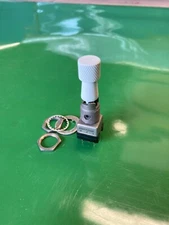 SAFRAN 8906K1446 TOGGLE SWITCH 5930-00-871-7794 *NS* C OF C ONLY